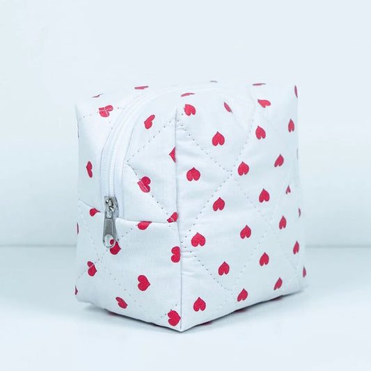 Kalp Desenli Büyük Boy Makyaj Çantası